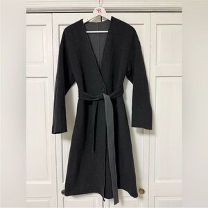 Uniqlo Black Gray Grey Women's coat Jacket Cardigan Sweater Overcoat Layer